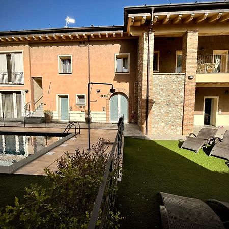 Villa Fontanelle Gardapartments بولبينازي ديل جاردا المظهر الخارجي الصورة
