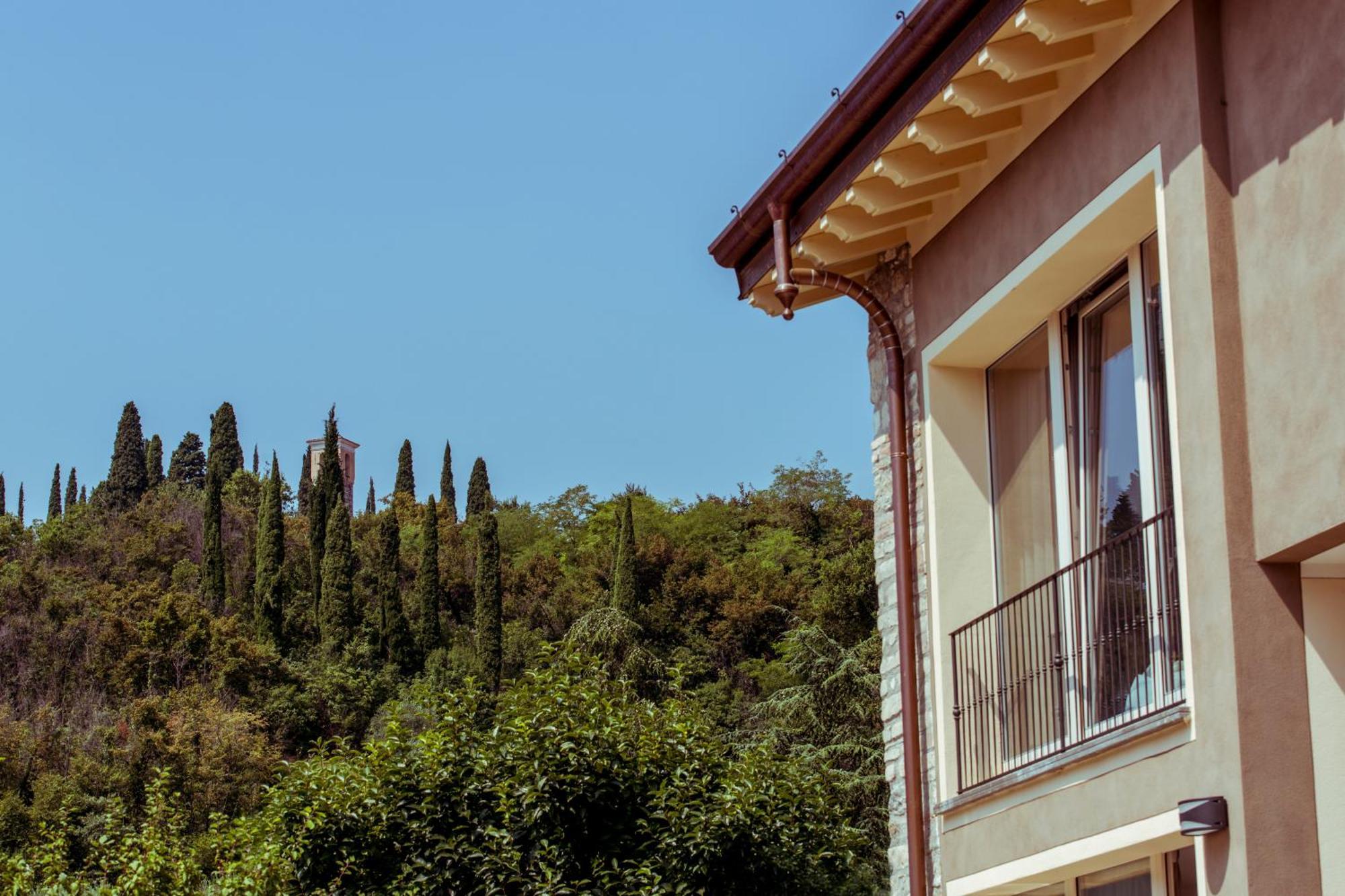 Villa Fontanelle Gardapartments بولبينازي ديل جاردا المظهر الخارجي الصورة