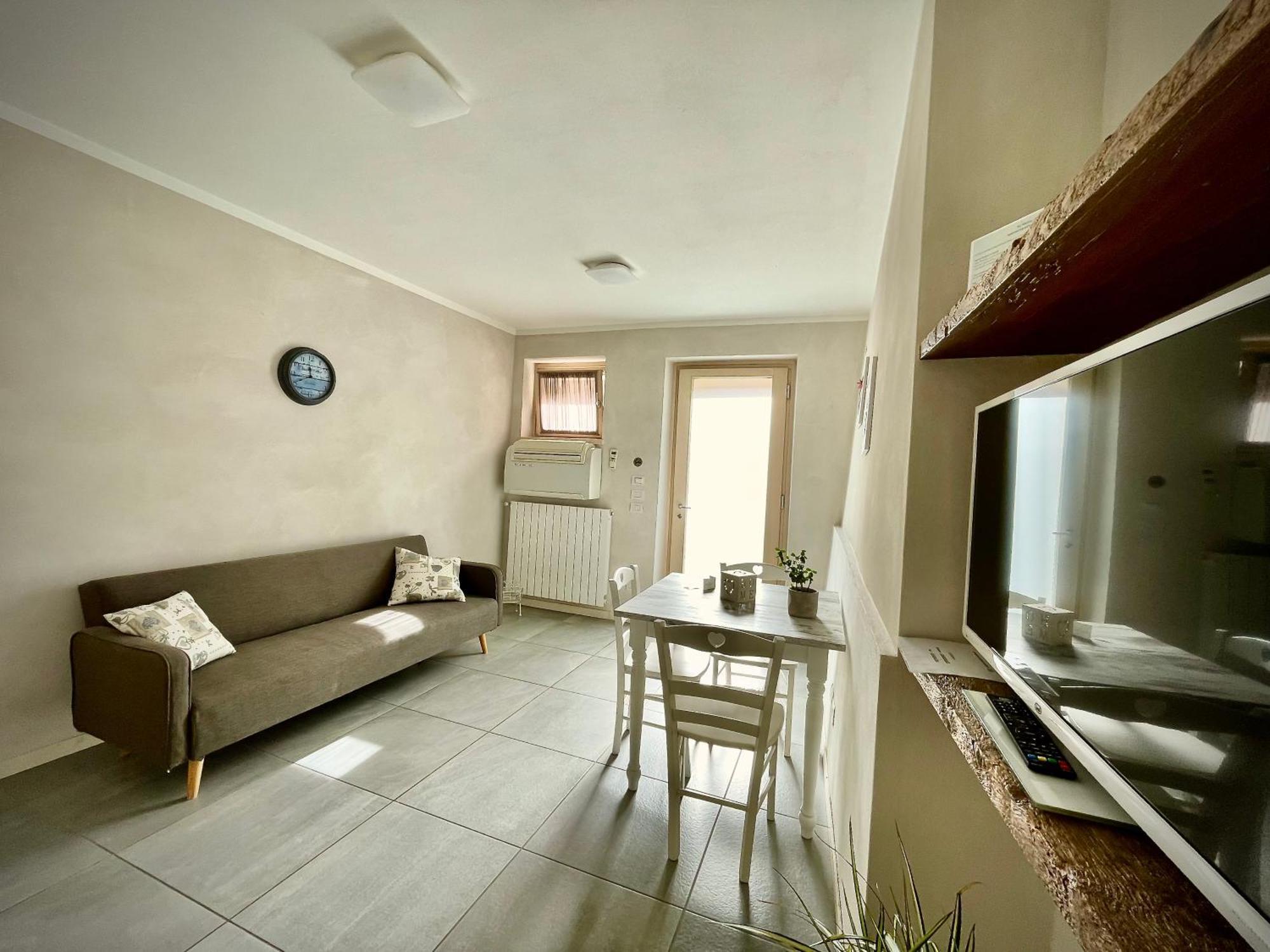 Villa Fontanelle Gardapartments بولبينازي ديل جاردا المظهر الخارجي الصورة