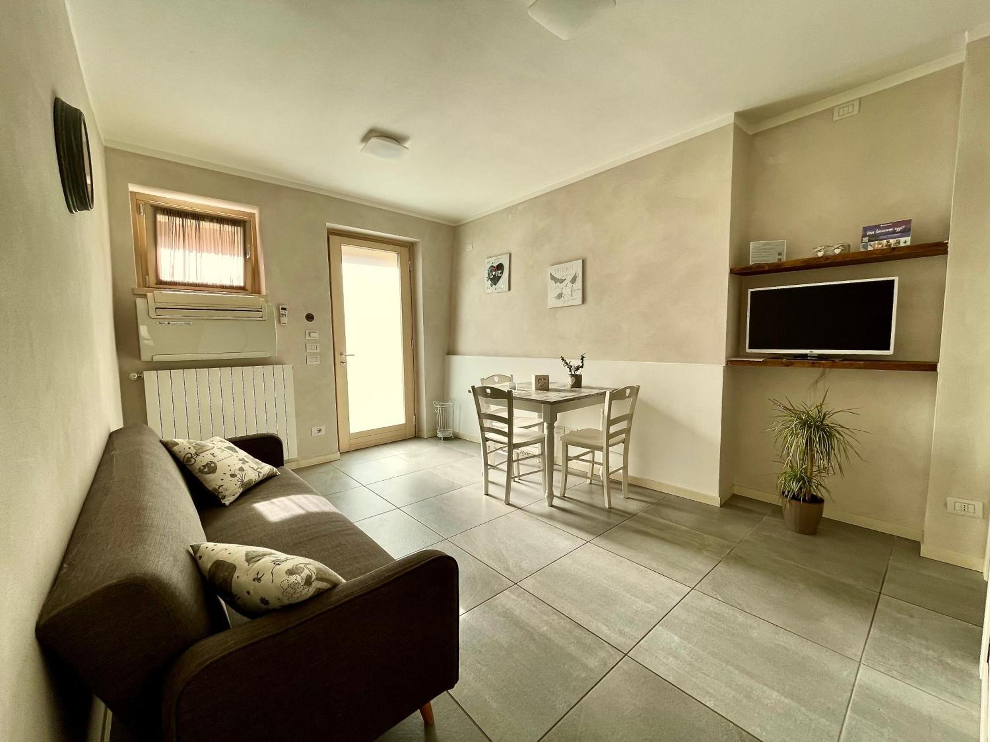 Villa Fontanelle Gardapartments بولبينازي ديل جاردا المظهر الخارجي الصورة