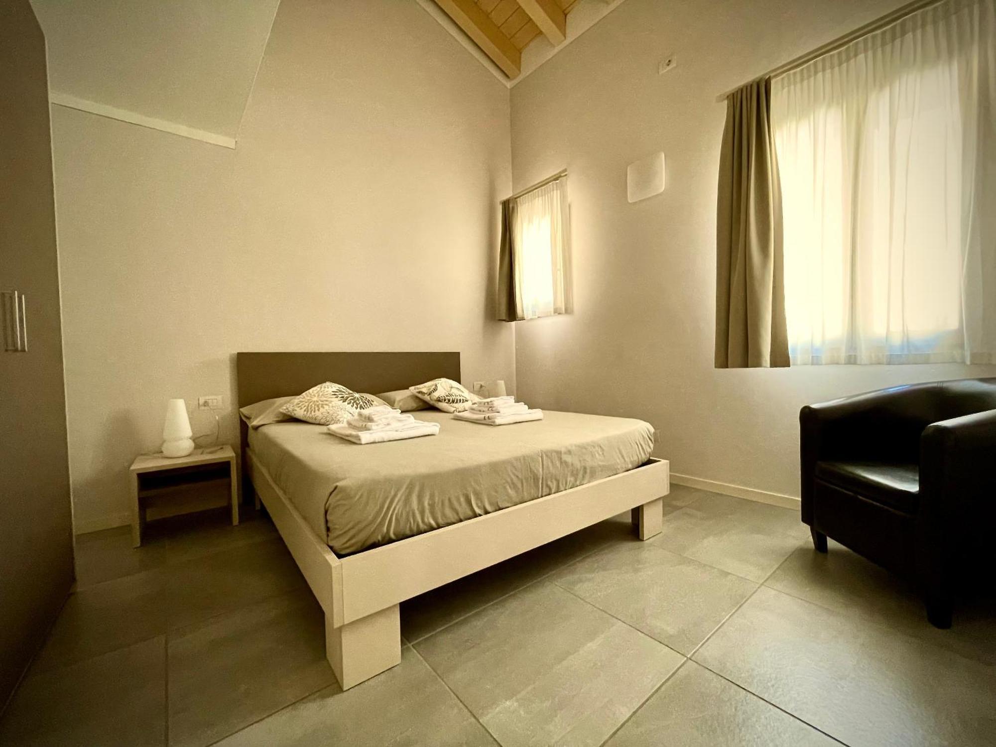Villa Fontanelle Gardapartments بولبينازي ديل جاردا المظهر الخارجي الصورة