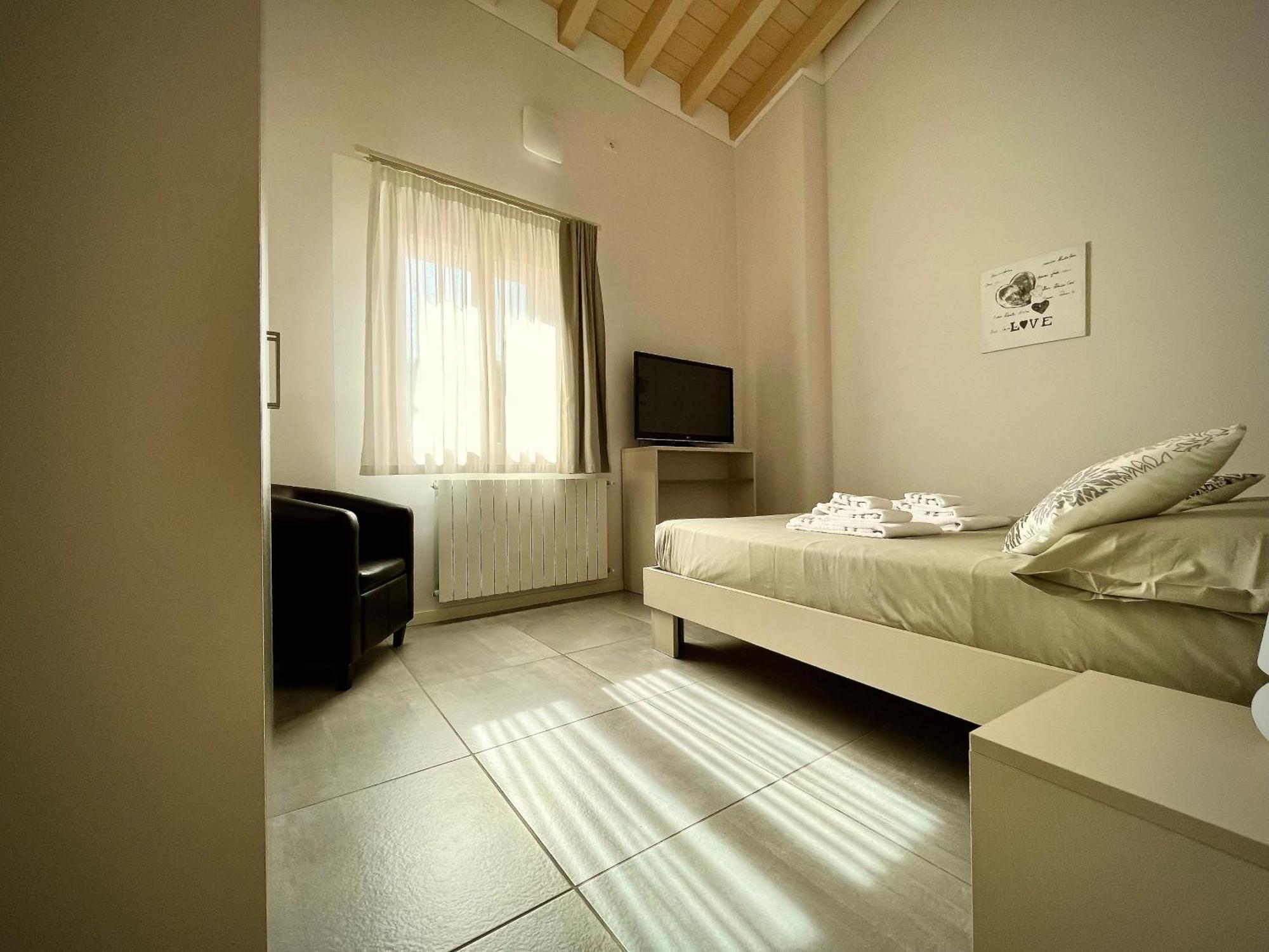 Villa Fontanelle Gardapartments بولبينازي ديل جاردا المظهر الخارجي الصورة