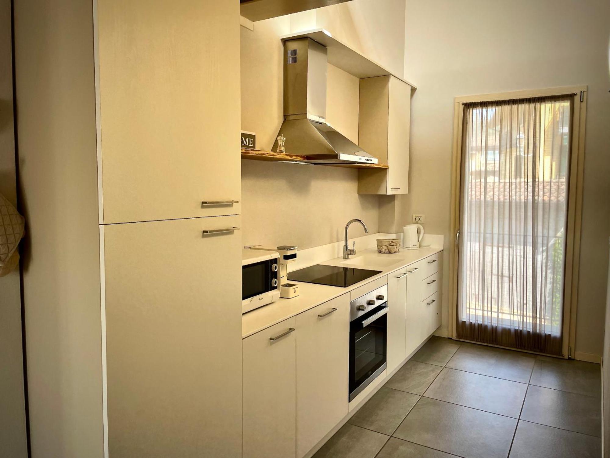 Villa Fontanelle Gardapartments بولبينازي ديل جاردا المظهر الخارجي الصورة